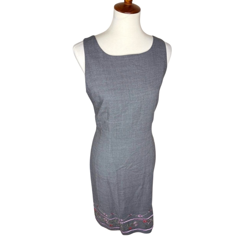 Sigred Olsen Sport Embroidered Wool Blend Dress Gray Floral Sleeveless Midi